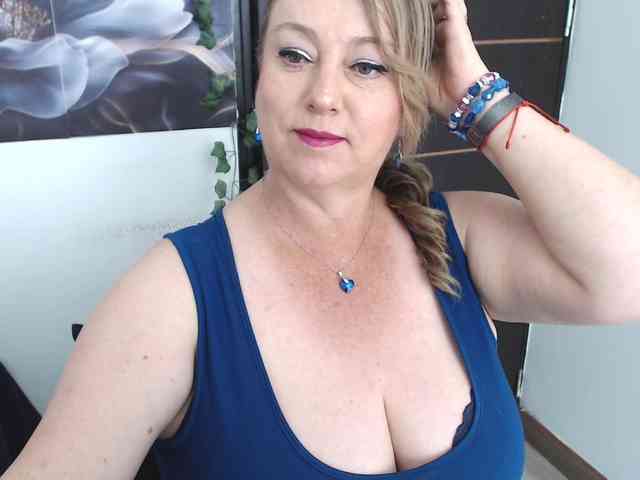 sweetsalo webcam