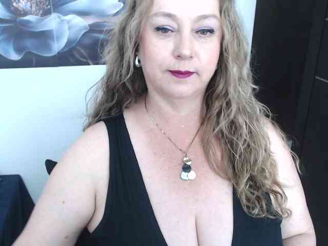 sweetsalo webcam