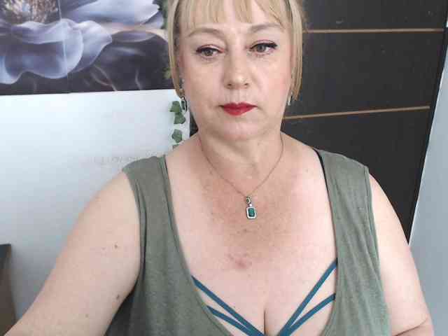 sweetsalo webcam