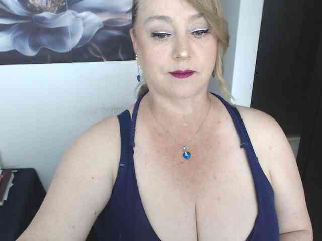 sweetsalo webcam