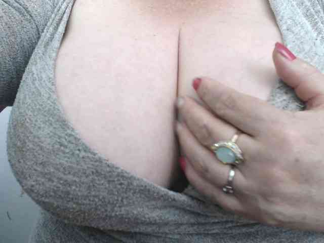 sweetsalo webcam