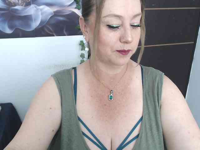 sweetsalo webcam
