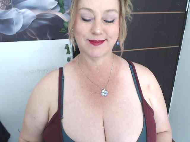 sweetsalo webcam