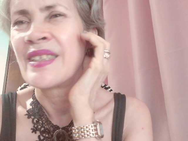 belleblondx live cam on BongaCams