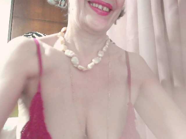belleblondx live cam on BongaCams