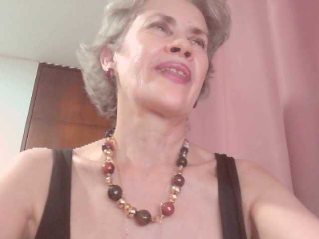 belleblondx live cam on BongaCams