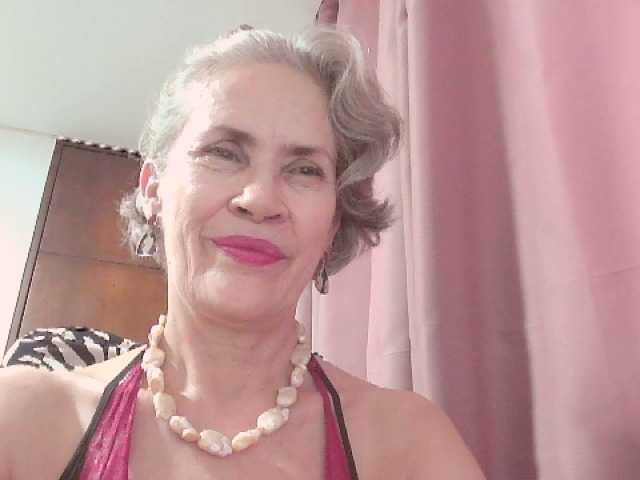 belleblondx live cam on BongaCams