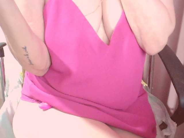 belleblondx live cam on BongaCams
