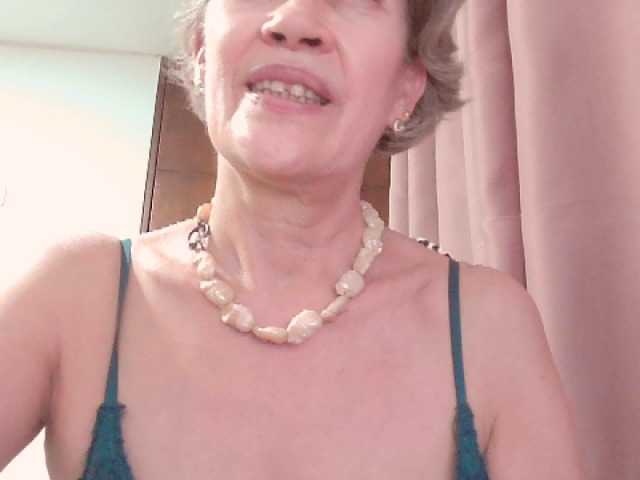 belleblondx live cam on BongaCams