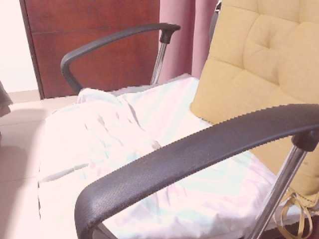 belleblondx live cam on BongaCams