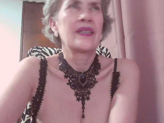 belleblondx live cam on BongaCams