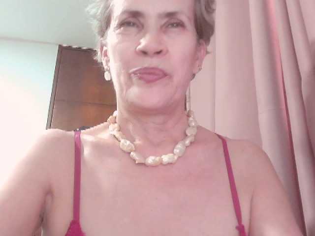 belleblondx live cam on BongaCams