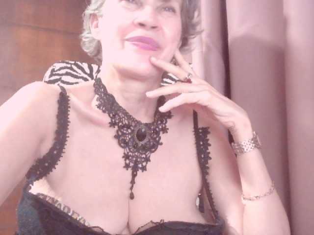 belleblondx live cam on BongaCams