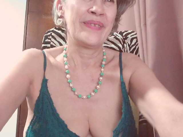 belleblondx live cam on BongaCams