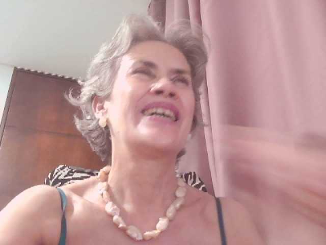 belleblondx live cam on BongaCams