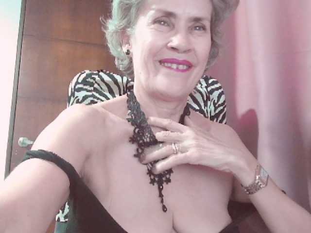 belleblondx live webcam show