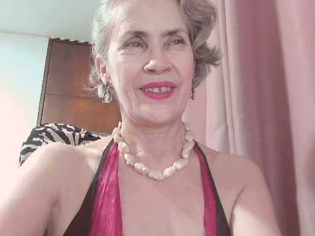 belleblondx live cam on BongaCams