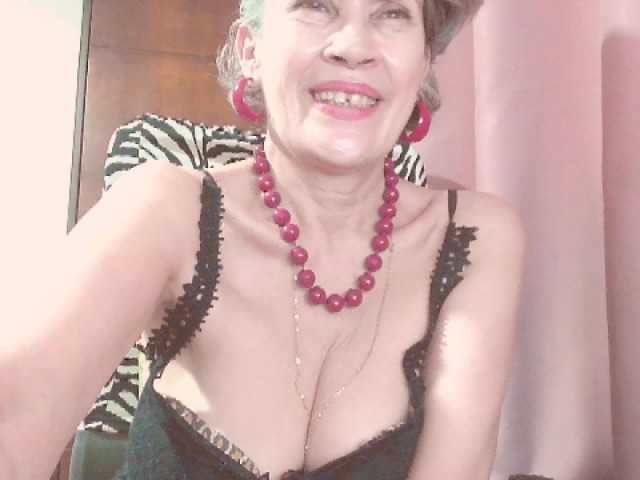 belleblondx live cam on BongaCams