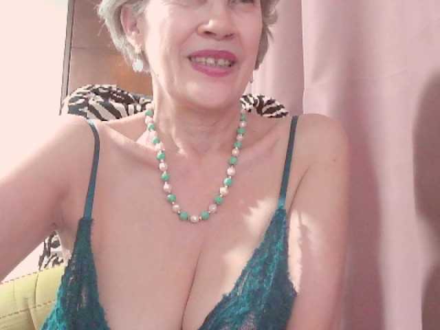 belleblondx live cam on BongaCams