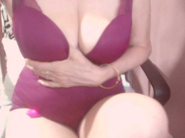 belleblondx live cam on BongaCams