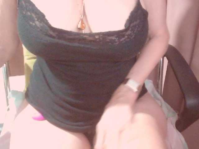 belleblondx live cam on BongaCams