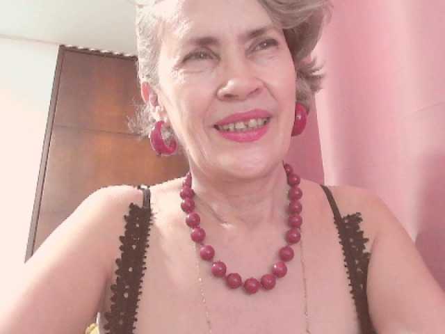 belleblondx live cam on BongaCams