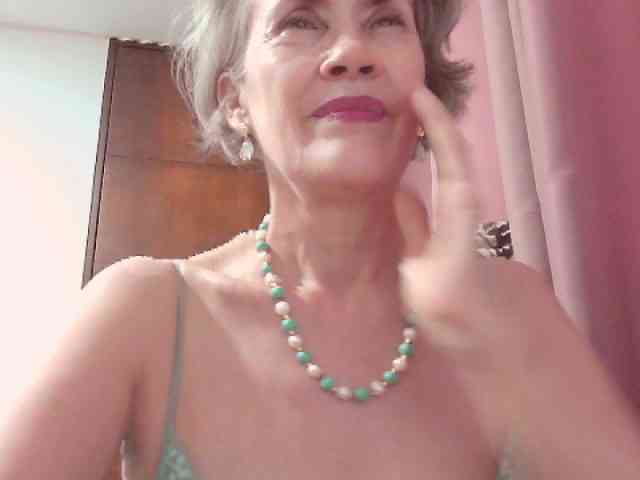 belleblondx webcam