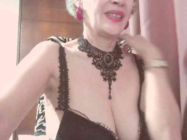 belleblondx