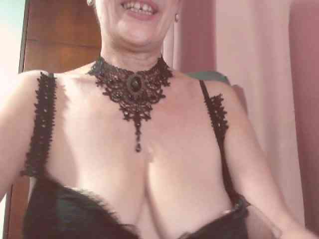 belleblondx webcam
