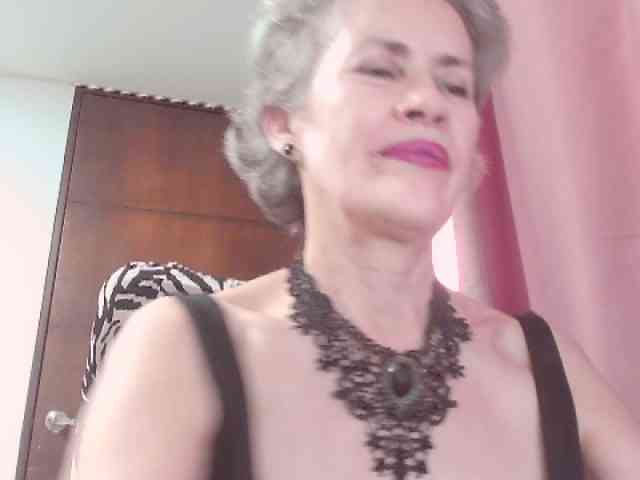 belleblondx