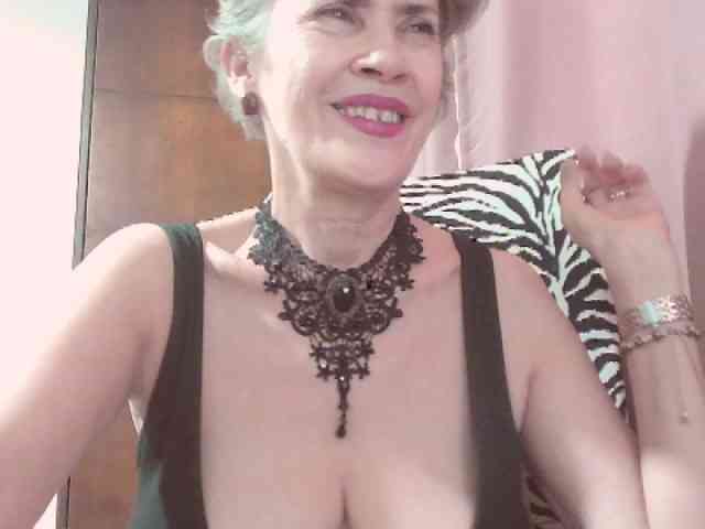 belleblondx webcam