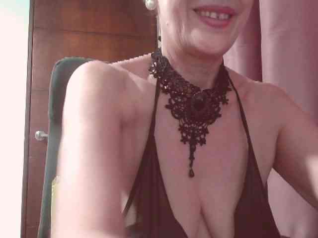belleblondx webcam