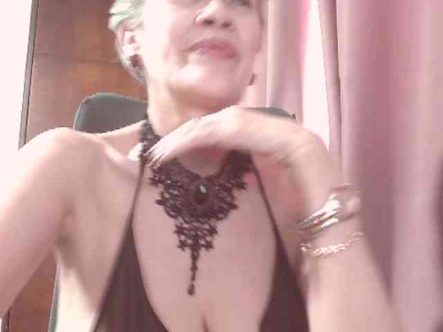 belleblondx webcam