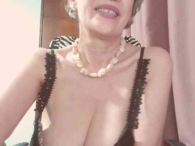 belleblondx webcam