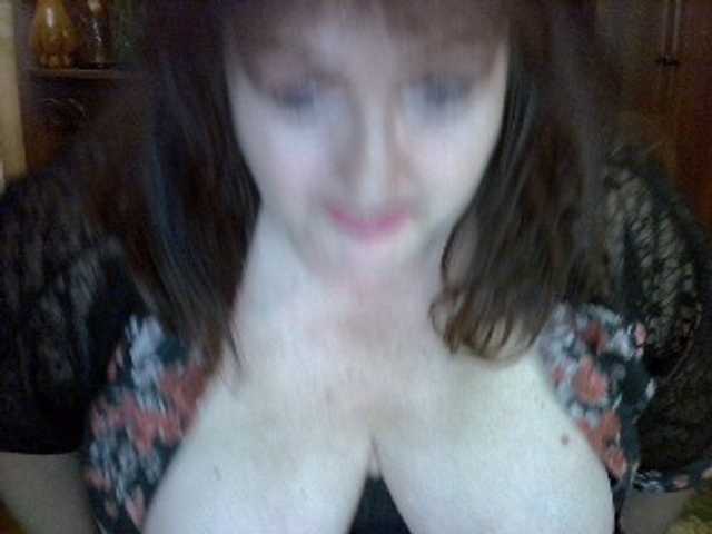ElenaZed live cam on BongaCams