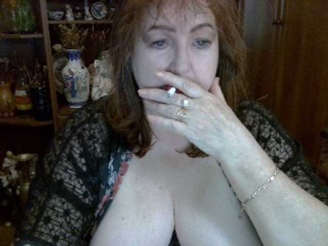 ElenaZed live cam on BongaCams