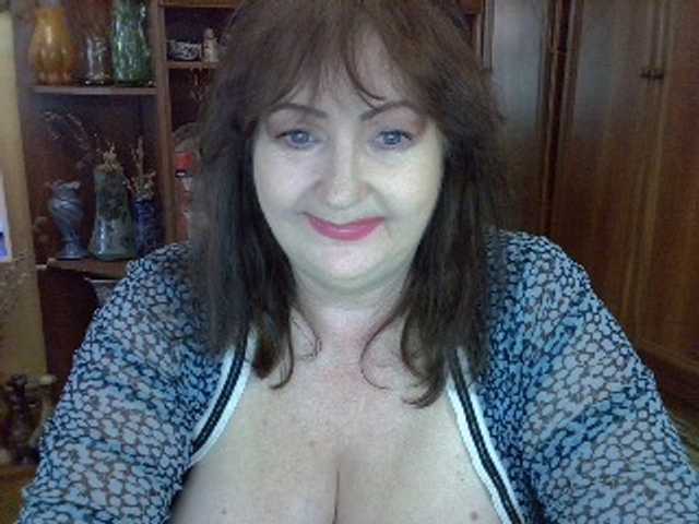ElenaZed live cam on BongaCams