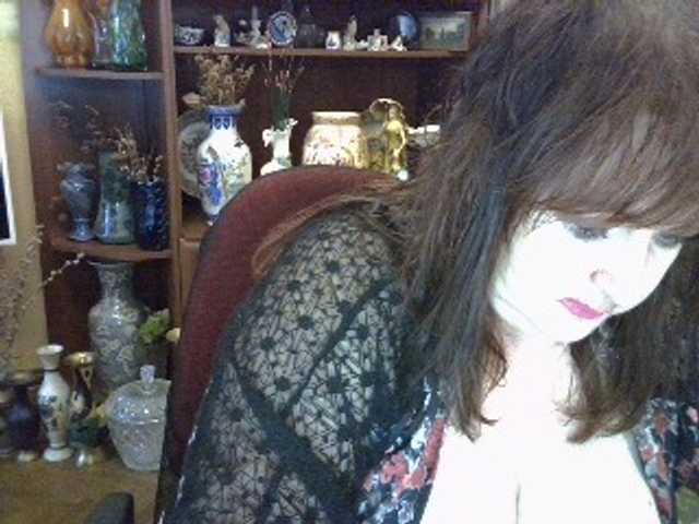 ElenaZed live cam on BongaCams