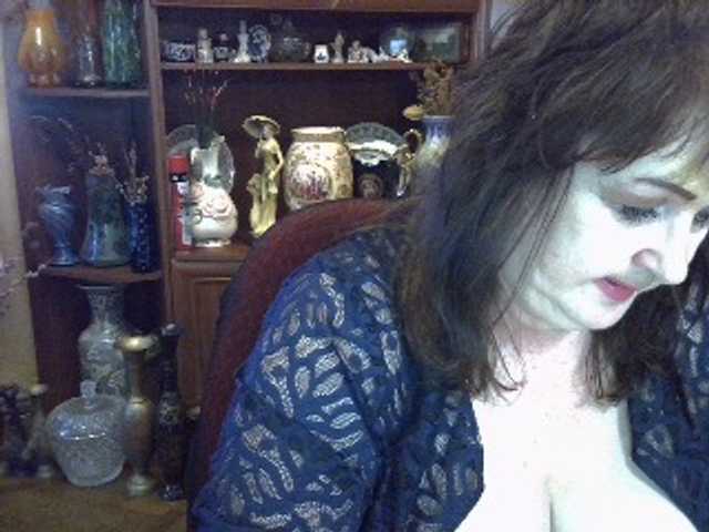 ElenaZed live cam on BongaCams