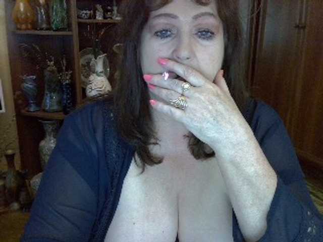 elenazed cam belle
