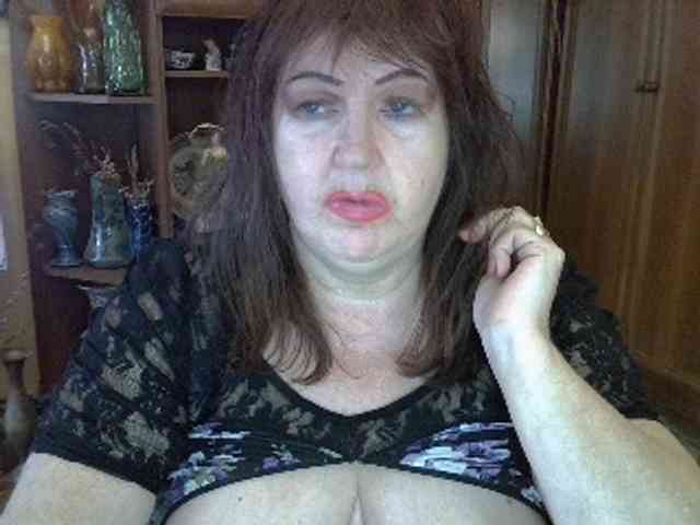 ElenaZed Live Webcam on BongaCams