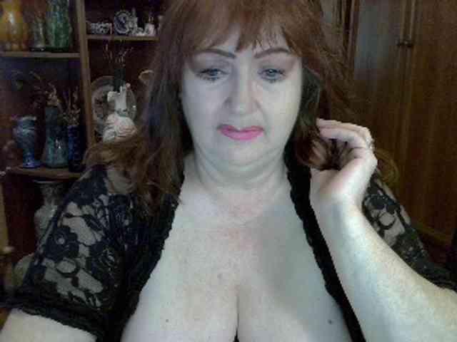 ElenaZed Live Webcam on BongaCams