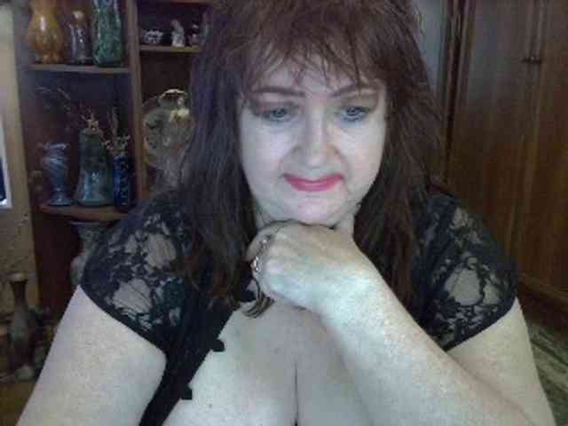 ElenaZed Live Webcam on BongaCams