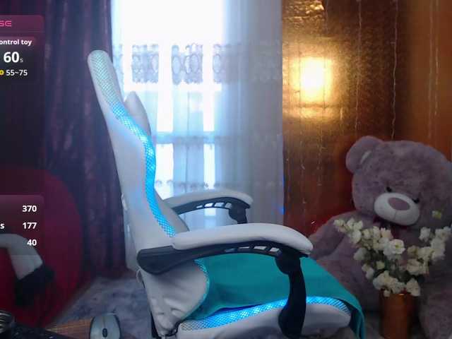 --Nicol-- live webcam show