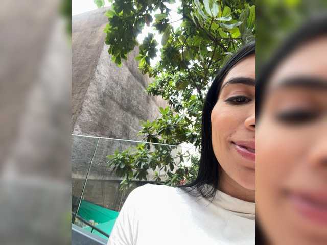 juanita-fox cam belle