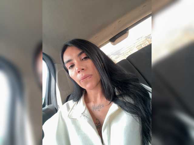 juanita-fox cam belle