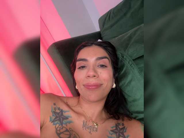 juanita-fox live cam