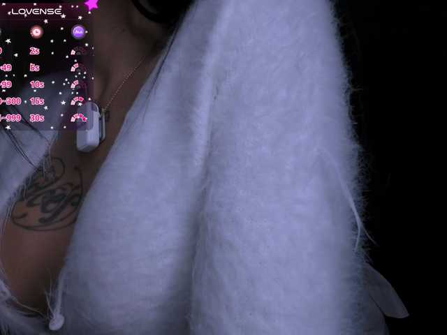 juanita-fox cam belle