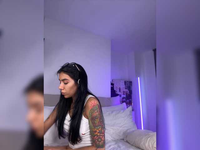 juanita-fox live cam on BongaCams