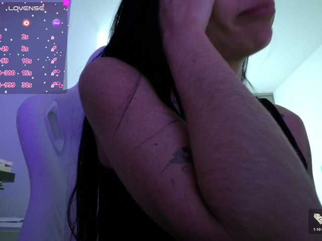juanita-fox cam belle